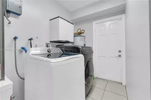 2426 NW 108th Terrace, Sunrise, FL 33322 - Photo 35