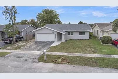 2426 NW 108th Ter, Sunrise, FL 33322 - Photo 41