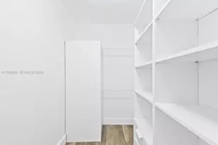 816 N Golf Dr, Hollywood, FL 33021 - Photo 15