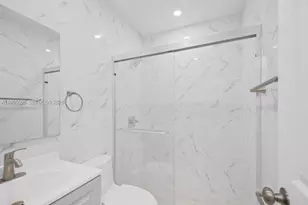 816 N Golf Dr, Hollywood, FL 33021 - Photo 13