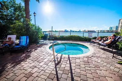 17100 N Bay Rd #1717, Sunny Isles Beach, FL 33160 - Photo 15