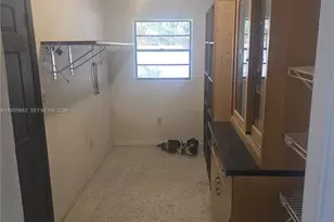 9725 SW 15th St, Miami, FL 33174 - Photo 7