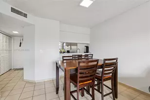 9930 Twin Lakes Dr, Coral Springs, FL 33071 - Photo 13
