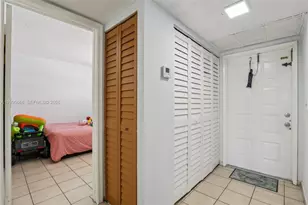 9930 Twin Lakes Dr, Coral Springs, FL 33071 - Photo 5