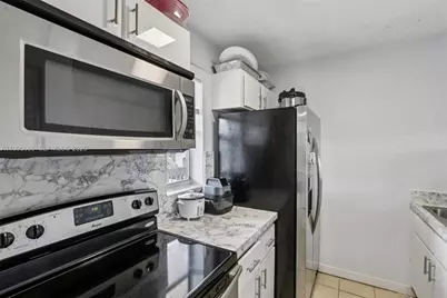 9930 Twin Lakes Dr #7-L, Coral Springs, FL 33071 - Photo 7