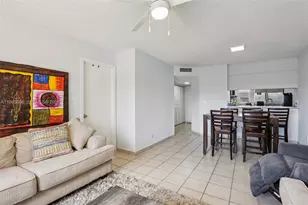9930 Twin Lakes Dr, Coral Springs, FL 33071 - Photo 1