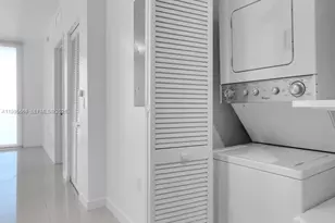 7661 NW 107th Ave, Doral, FL 33178 - Photo 9