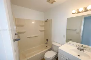 1253 SW 46th Ave, Pompano Beach, FL 33069 - Photo 7