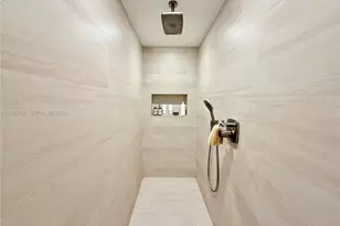 495 Brickell Ave, Miami, FL 33131 - Photo 13