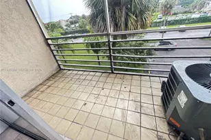 3600 NW 21st St, Lauderdale Lakes, FL 33311 - Photo 17