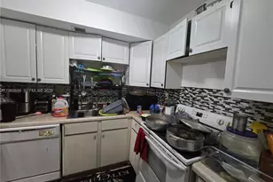 3600 NW 21st St, Lauderdale Lakes, FL 33311 - Photo 9