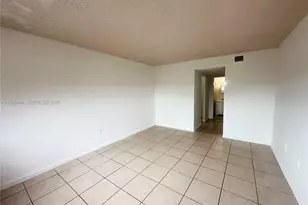3600 NW 21st St, Lauderdale Lakes, FL 33311 - Photo 9