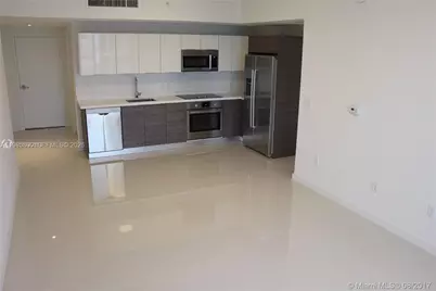 1010 SW 2nd Ave #810, Miami, FL 33130 - Photo 3
