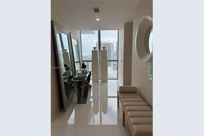 1100 Biscayne Blvd #2605, Miami, FL 33132 - Photo 5