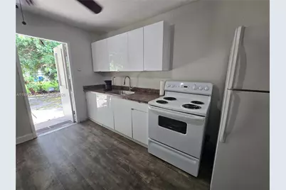 1413 NW 3rd St, Fort Lauderdale, FL 33311 - Photo 5