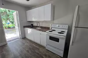 1413 NW 3rd St, Fort Lauderdale, FL 33311 - Photo 5