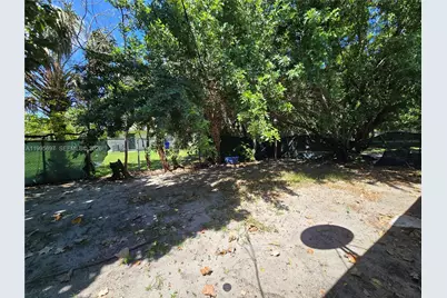 1413 NW 3rd St, Fort Lauderdale, FL 33311 - Photo 9