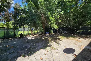 1413 NW 3rd St, Fort Lauderdale, FL 33311 - Photo 9
