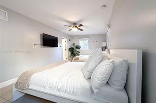 174 NE 55th St, Miami, FL 33137 - Photo 9