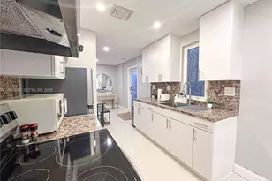 174 NE 55th St, Miami, FL 33137 - Photo 7