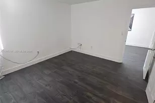 6055 W 19th Ave, Hialeah, FL 33012 - Photo 13