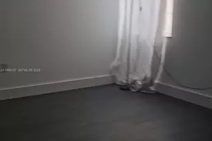 6055 W 19th Ave, Hialeah, FL 33012 - Photo 11