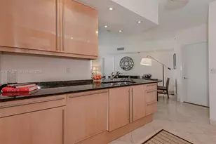 1000 S Pointe Dr, Miami Beach, FL 33139 - Photo 11