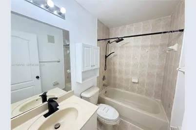 7080 NW 177th St #209-13, Hialeah, FL 33015 - Photo 15