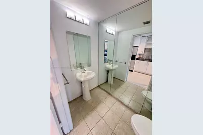 60 SW 13th St #2606, Miami, FL 33130 - Photo 9