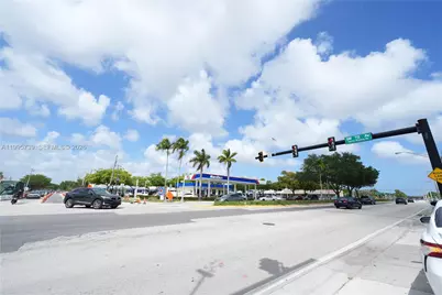 7193-7195 Pembroke Rd, Pembroke Pines, FL 33023 - Photo 9