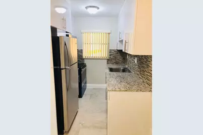 2615 Polk #23, Hollywood, FL 33020 - Photo 3
