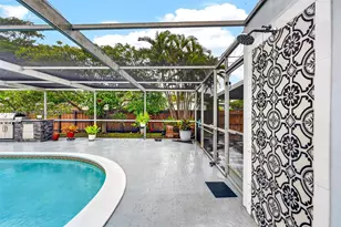 763 S Rainbow Dr, Hollywood, FL 33021 - Photo 37