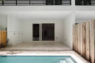 3162 Plaza St, Coconut Grove, FL 33133 - Photo 21