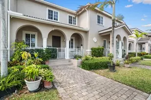 27554 SW 140th Ave, Homestead, FL 33032 - Photo 1