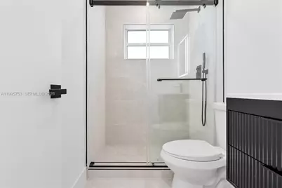 2704 Cleveland St, Hollywood, FL 33020 - Photo 17