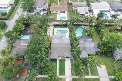 2704 Cleveland St, Hollywood, FL 33020 - Photo 31