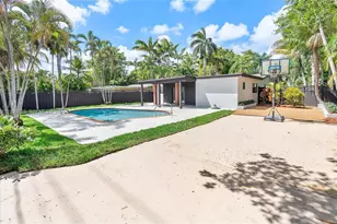 2704 Cleveland St, Hollywood, FL 33020 - Photo 27