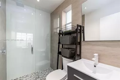 820 Euclid Ave #305, Miami Beach, FL 33139 - Photo 7