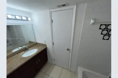 11101 Royal Palm Blvd #203, Coral Springs, FL 33065 - Photo 25