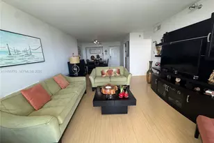 100 Bayview Dr, Sunny Isles Beach, FL 33160 - Photo 17