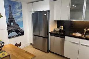 100 Bayview Dr, Sunny Isles Beach, FL 33160 - Photo 23