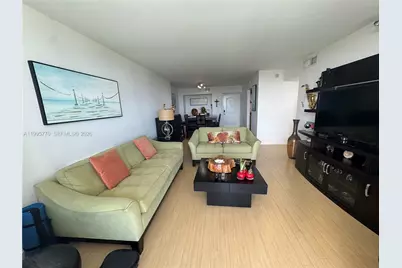 100 Bayview Dr #725, Sunny Isles Beach, FL 33160 - Photo 11