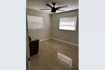 5221 NW 15th Ct, Lauderhill, FL 33313 - Photo 11