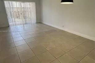 5201 Geneva Way, Doral, FL 33166 - Photo 9