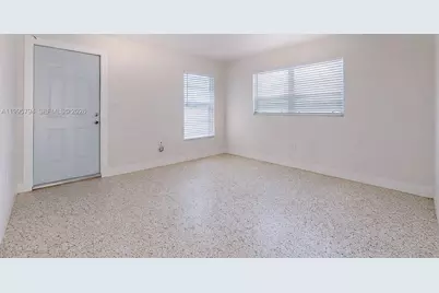 2436 NW 11th St #2436, Miami, FL 33125 - Photo 7