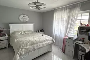 15645 SW 74th Cir Dr, Miami, FL 33193 - Photo 7
