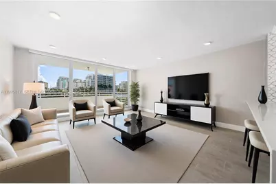 888 Intracoastal Dr #2B, Fort Lauderdale, FL 33304 - Photo 3