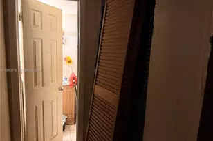 3700 NW 21st St, Lauderdale Lakes, FL 33311 - Photo 7