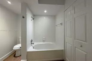 3245 NE 184th St, Aventura, FL 33160 - Photo 21