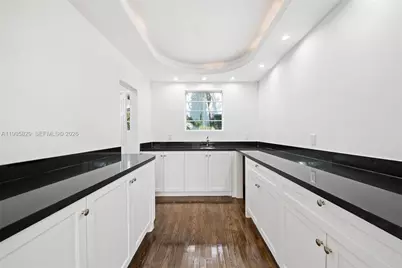 1545 Meridian Ave, Miami Beach, FL 33139 - Photo 25